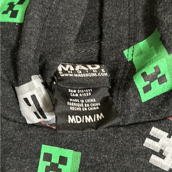 Minecraft sweatshirt boys NWOT. - Picture 1 of 2